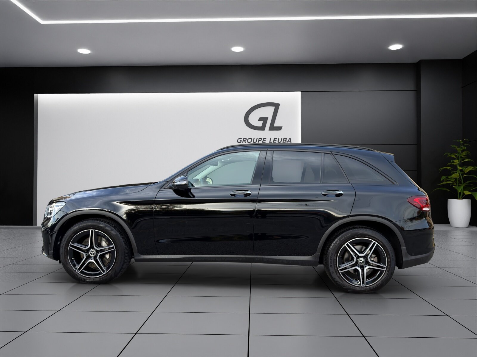 MERCEDES-BENZ GLC 200 AMG Line 4Matic, Hybride Léger Essence/Électricité, Occasion / Utilisé, Automatique - 3