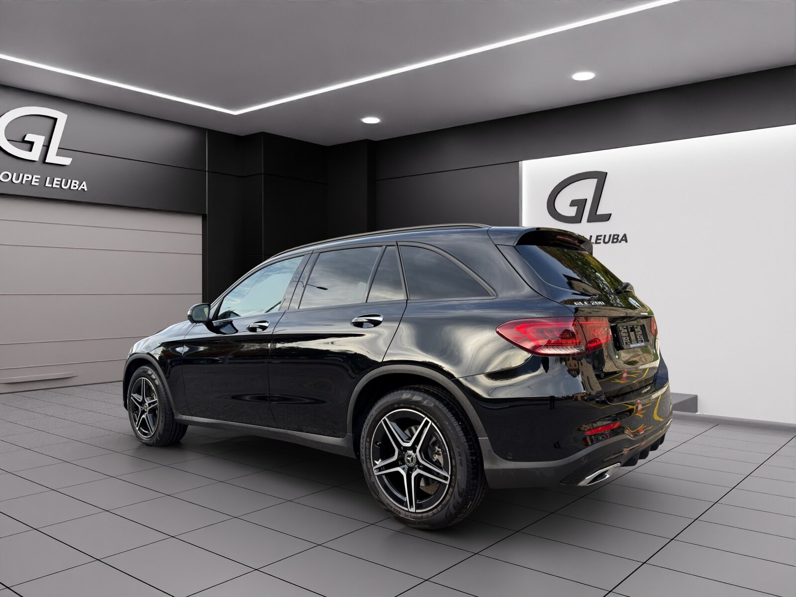 MERCEDES-BENZ GLC 200 AMG Line 4Matic, Hybride Léger Essence/Électricité, Occasion / Utilisé, Automatique - 4