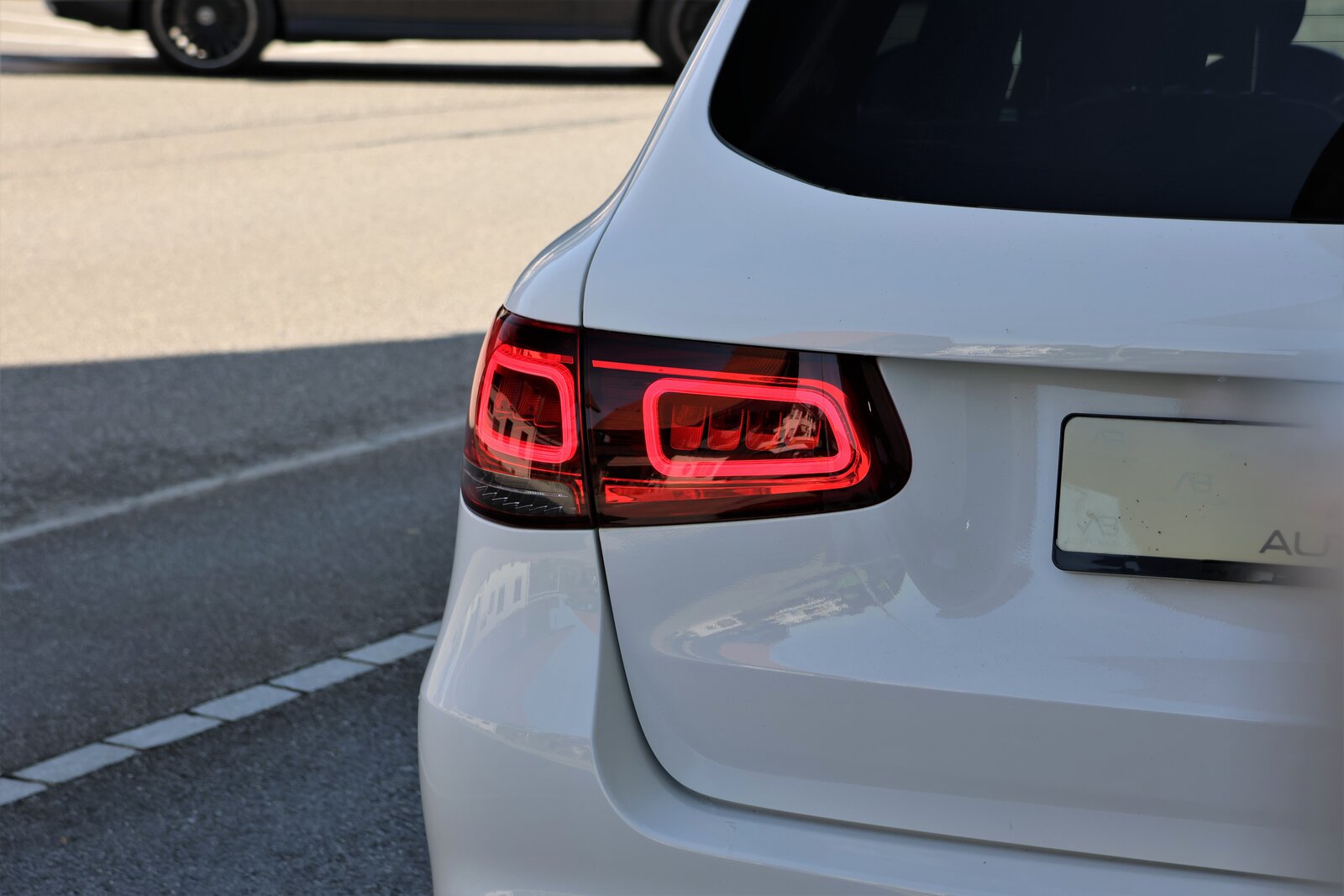 MERCEDES-BENZ GLC 200 AMG Line 4Matic 9G-Tronic, Mild-Hybrid Petrol/Electric, Second hand / Used, Automatic - 6