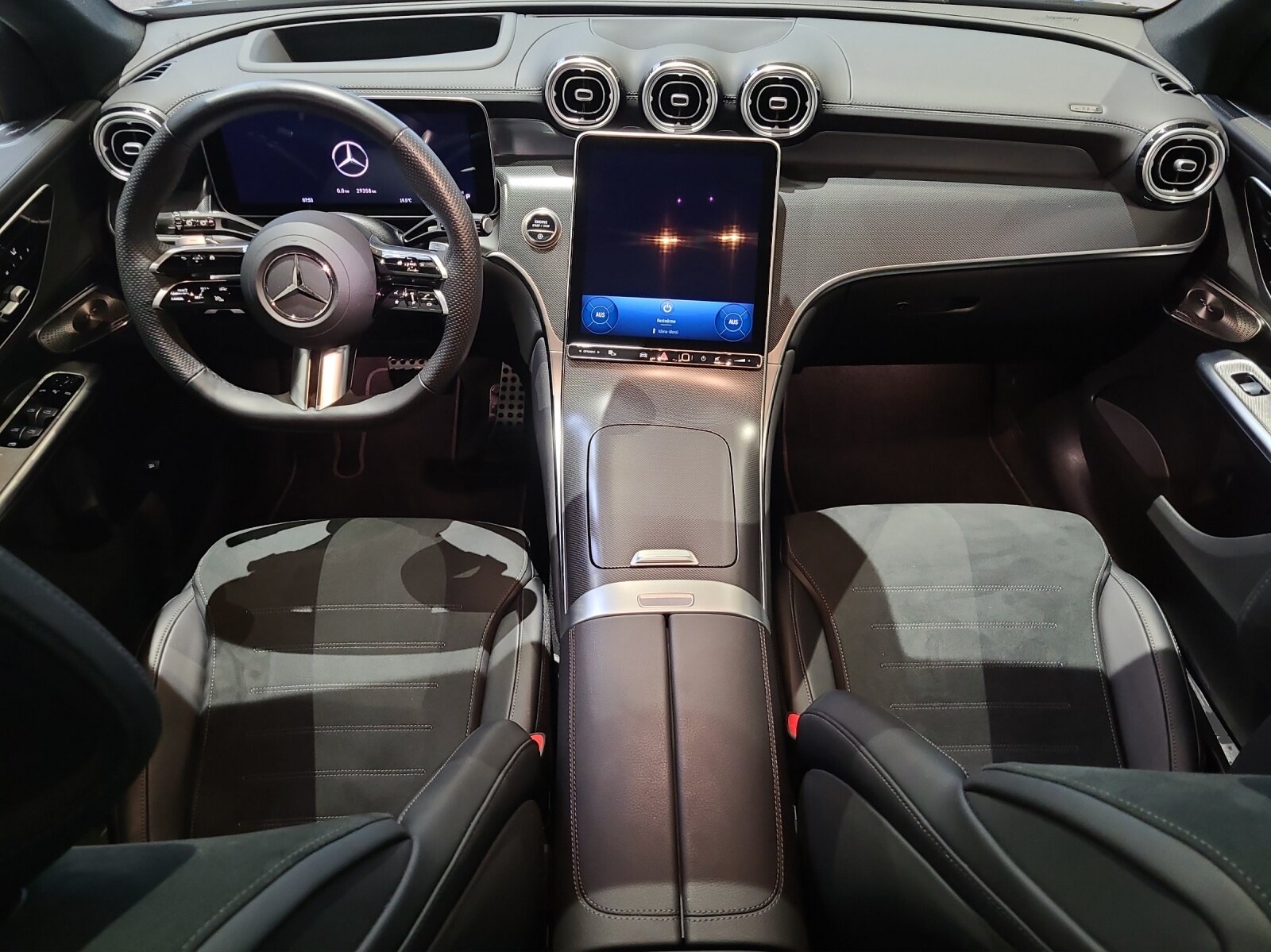 MERCEDES-BENZ GLC 200 AMG Line 4M X254, Mild-Hybrid Petrol/Electric, Second hand / Used, Automatic - 4