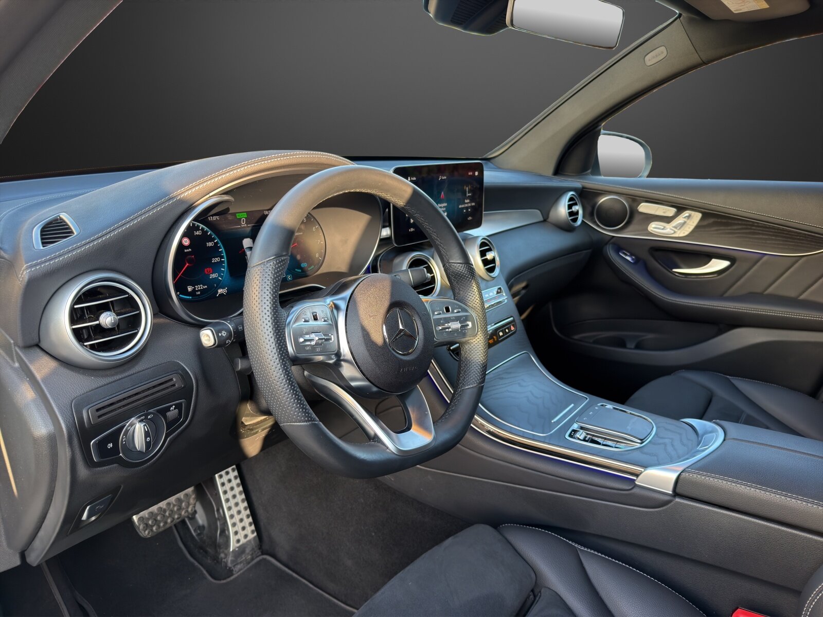 MERCEDES-BENZ GLC Coupe 200 AMG Line 4M, Mild-Hybrid Benzin/Elektro, Occasion / Gebraucht, Automatik - 6