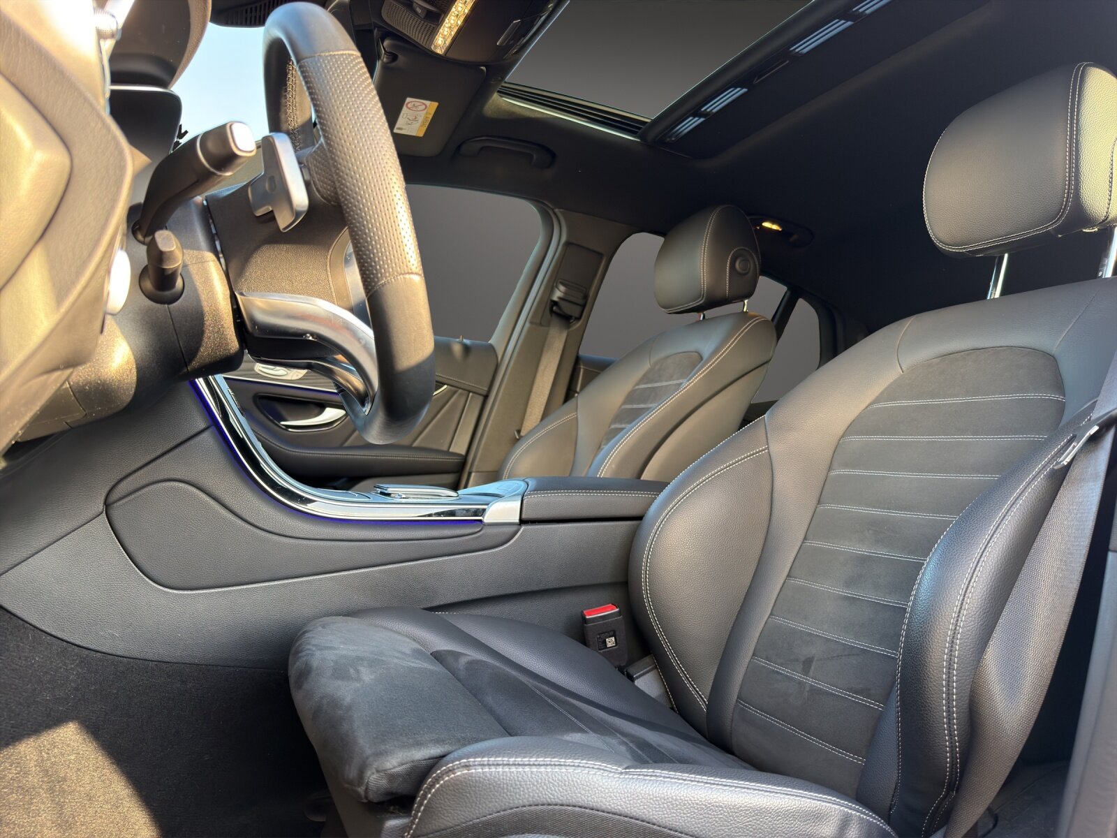MERCEDES-BENZ GLC Coupe 200 AMG Line 4M, Mild-Hybrid Benzin/Elektro, Occasion / Gebraucht, Automatik - 7