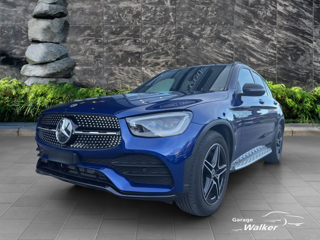 MERCEDES-BENZ 200 AMG Line 4m