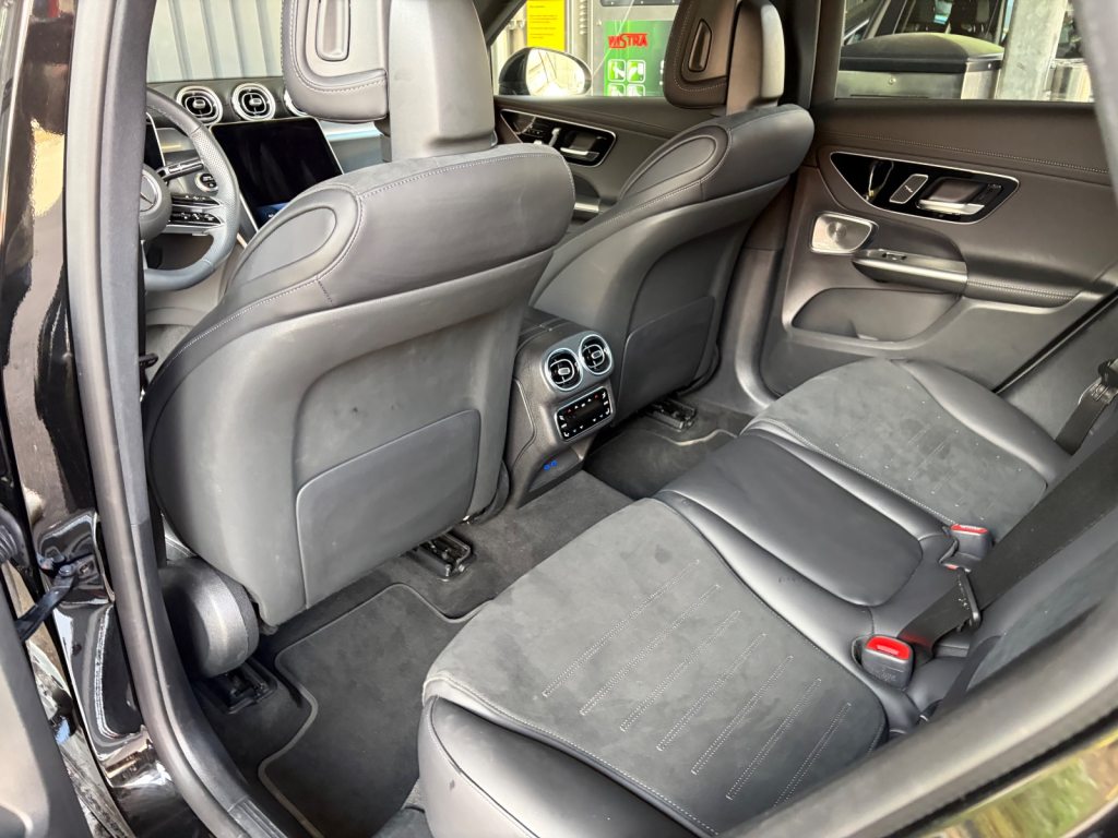 MERCEDES-BENZ GLC 200 AMG Line 4matic, Mild-Hybrid Benzin/Elektro, Occasion / Gebraucht, Automatik - 6