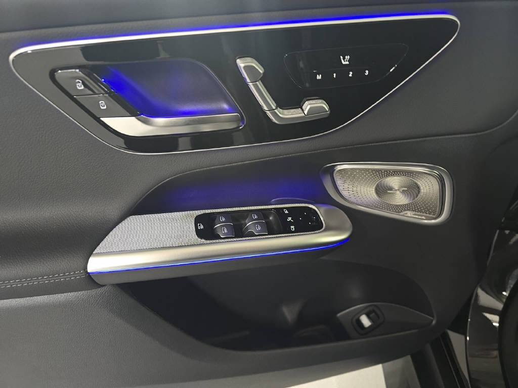 MERCEDES-BENZ GLC 200 AMG Line 4Matic, Mild-Hybrid Petrol/Electric, New car, Automatic - 6