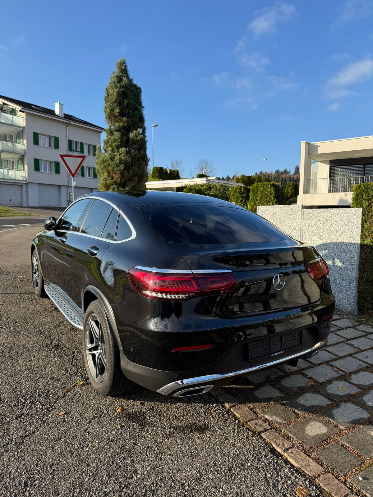 MERCEDES-BENZ GLC Coupé 200 AMG Line 4Matic 9G-Tronic, Hybride Léger Essence/Électricité, Occasion / Utilisé, Automatique - 4