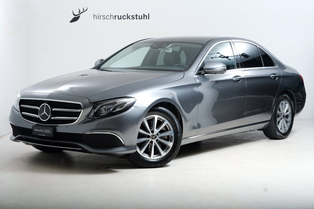 MERCEDES-BENZ E 220 d Swiss Star Av. 4M