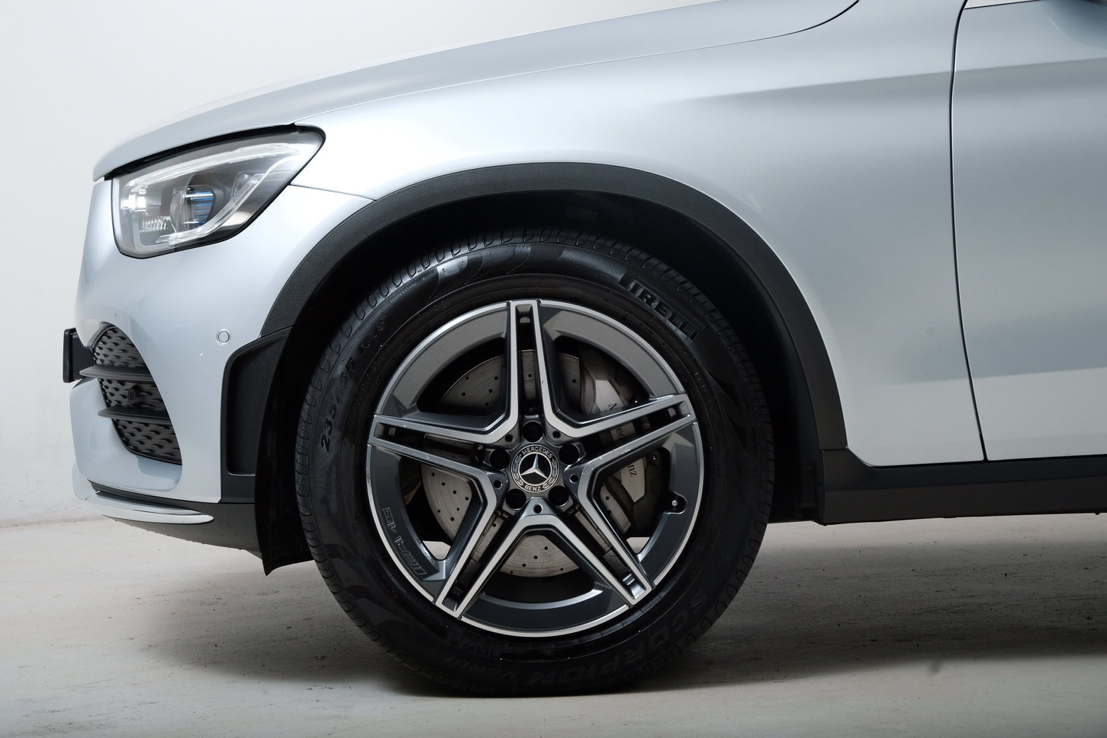 MERCEDES-BENZ GLC 220 d AMG Line 4Matic, Diesel, Second hand / Used, Automatic - 3