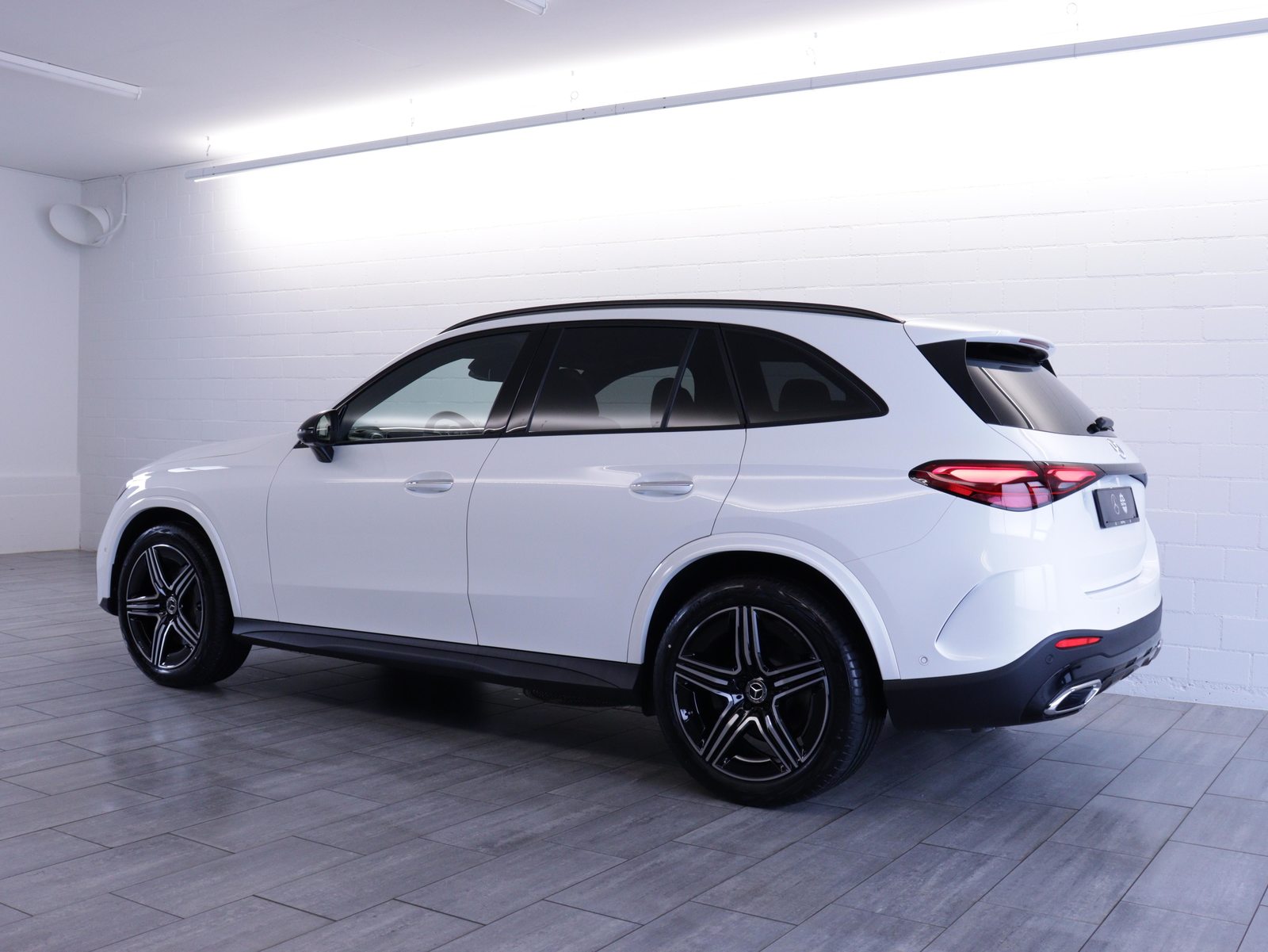 MERCEDES-BENZ GLC 220 d AMG Line 4matic, Mild-Hybrid Diesel/Electric, New car, Automatic - 3