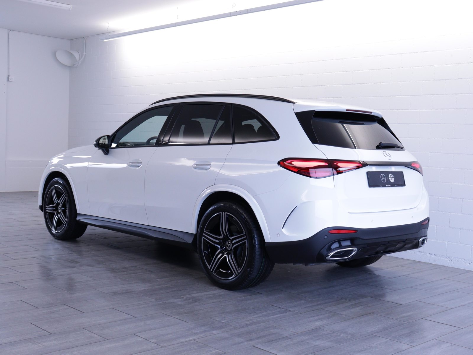 MERCEDES-BENZ GLC 220 d AMG Line 4matic, Mild-Hybrid Diesel/Electric, New car, Automatic - 4