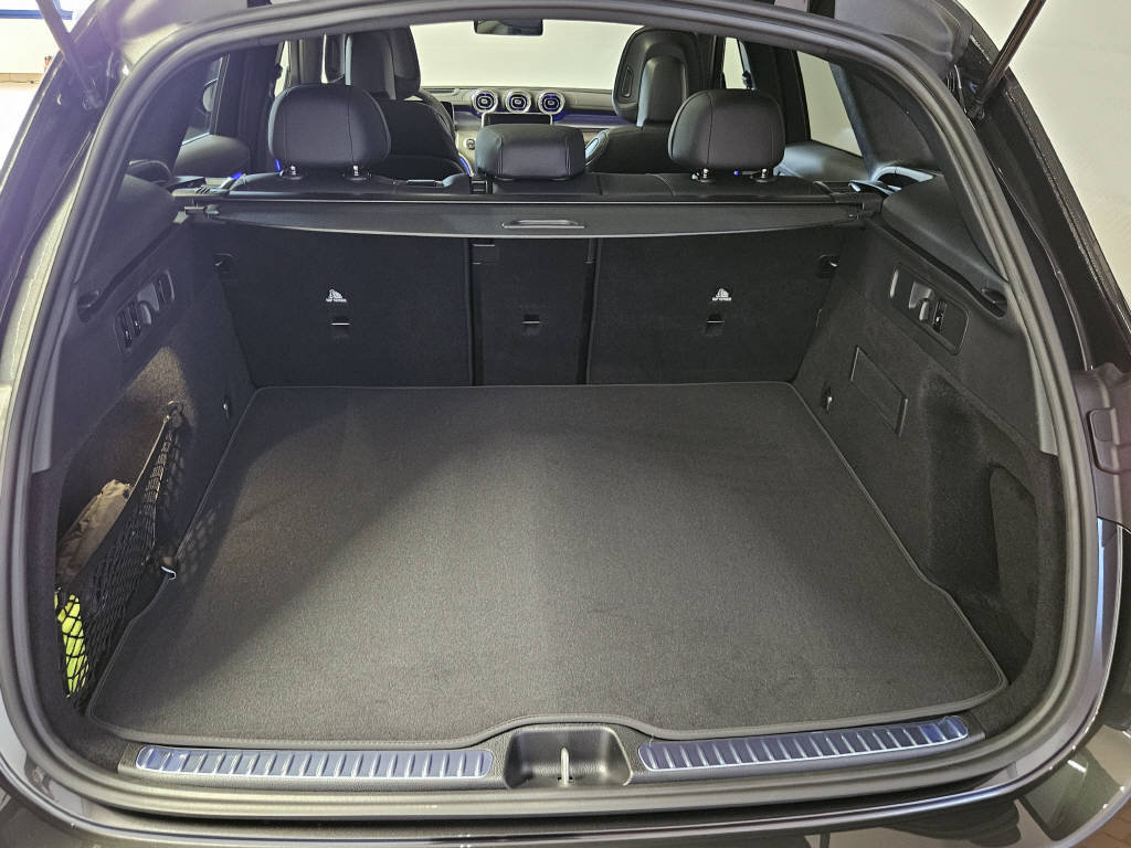 MERCEDES-BENZ GLC 220 d 4Matic AMG Line, Hybride Leggero Diesel/Elettrica, Auto nuove, Automatico - 4