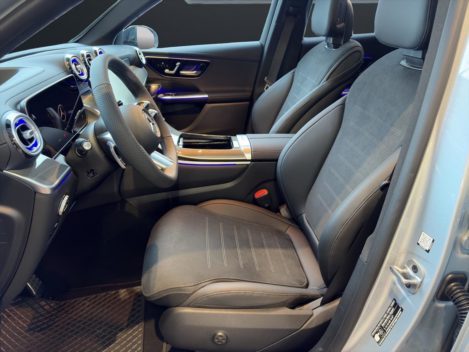 MERCEDES-BENZ GLC 220 d AMG Line 4matic, Hybride Léger Diesel/Électricité, Voiture nouvelle, Automatique - 7