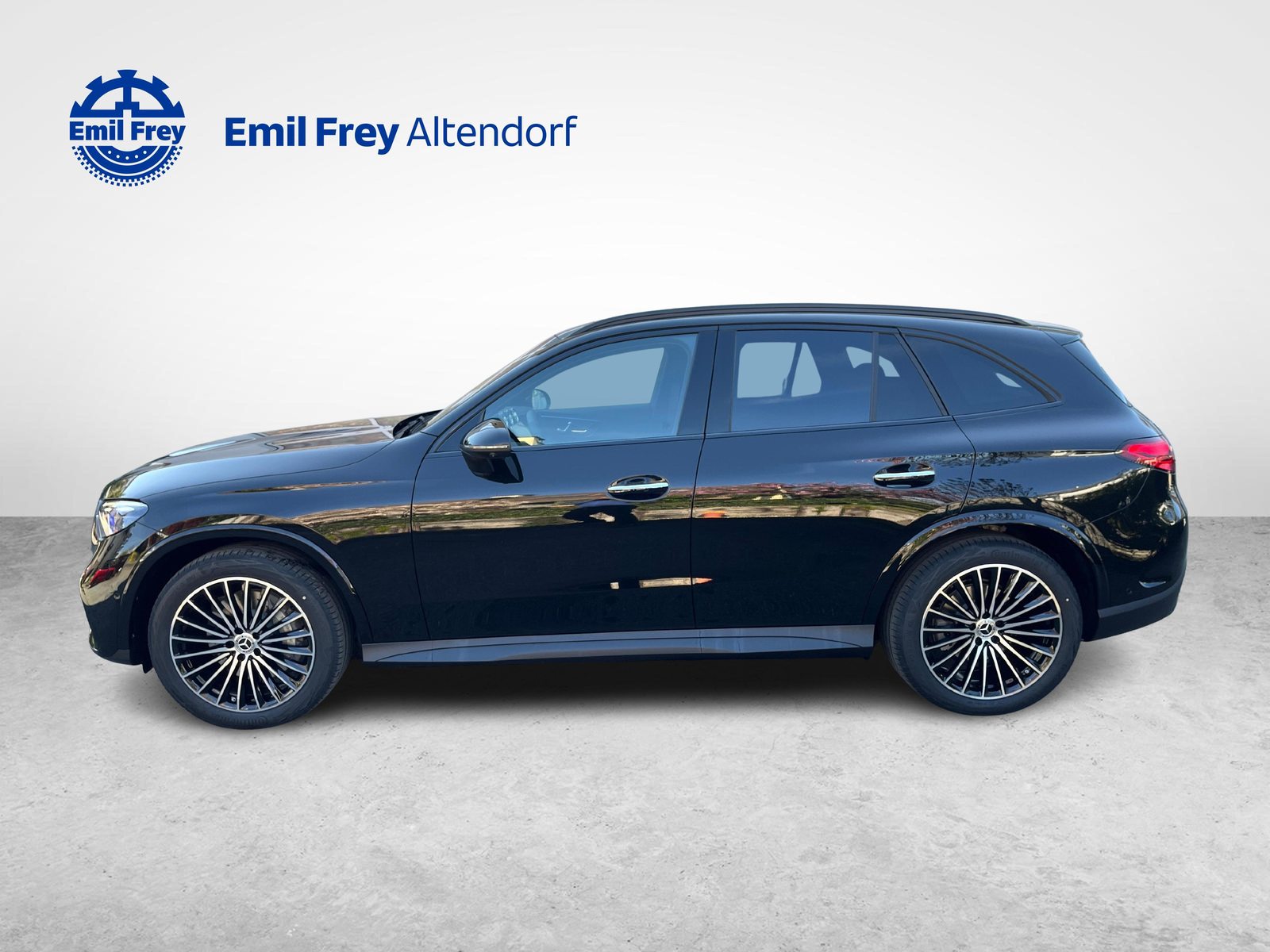 MERCEDES-BENZ GLC 220 d 4MATIC AMG Line, Mild-Hybrid Diesel/Electric, New car, Automatic - 2