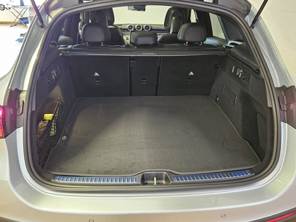 MERCEDES-BENZ GLC 220 d 4Matic AMG Line, Hybride Léger Diesel/Électricité, Voiture nouvelle, Automatique - 4