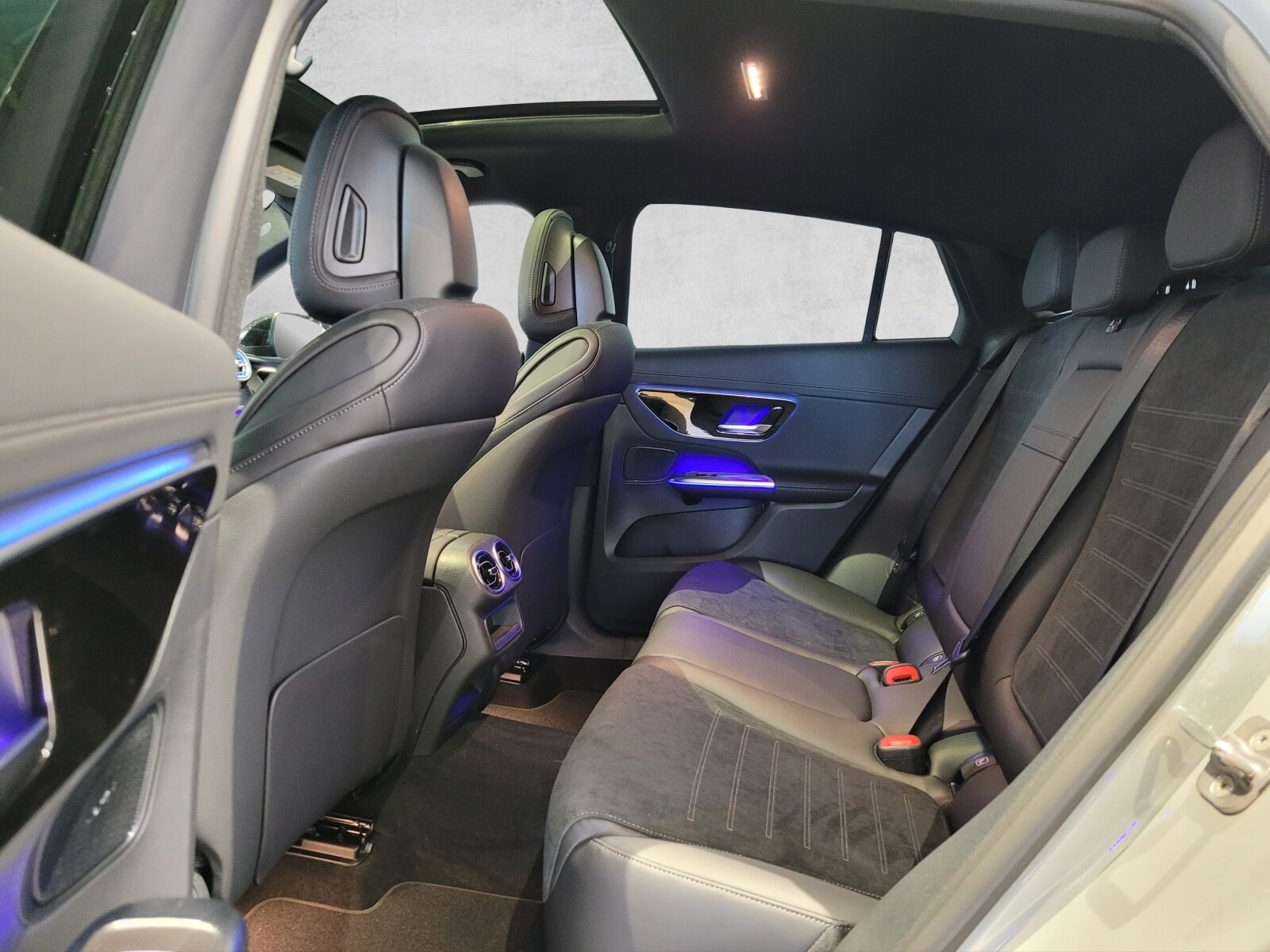 MERCEDES-BENZ GLC 220 d AMG Line 4M Coupé C254, Hybride Léger Diesel/Électricité, Voiture nouvelle, Automatique - 3
