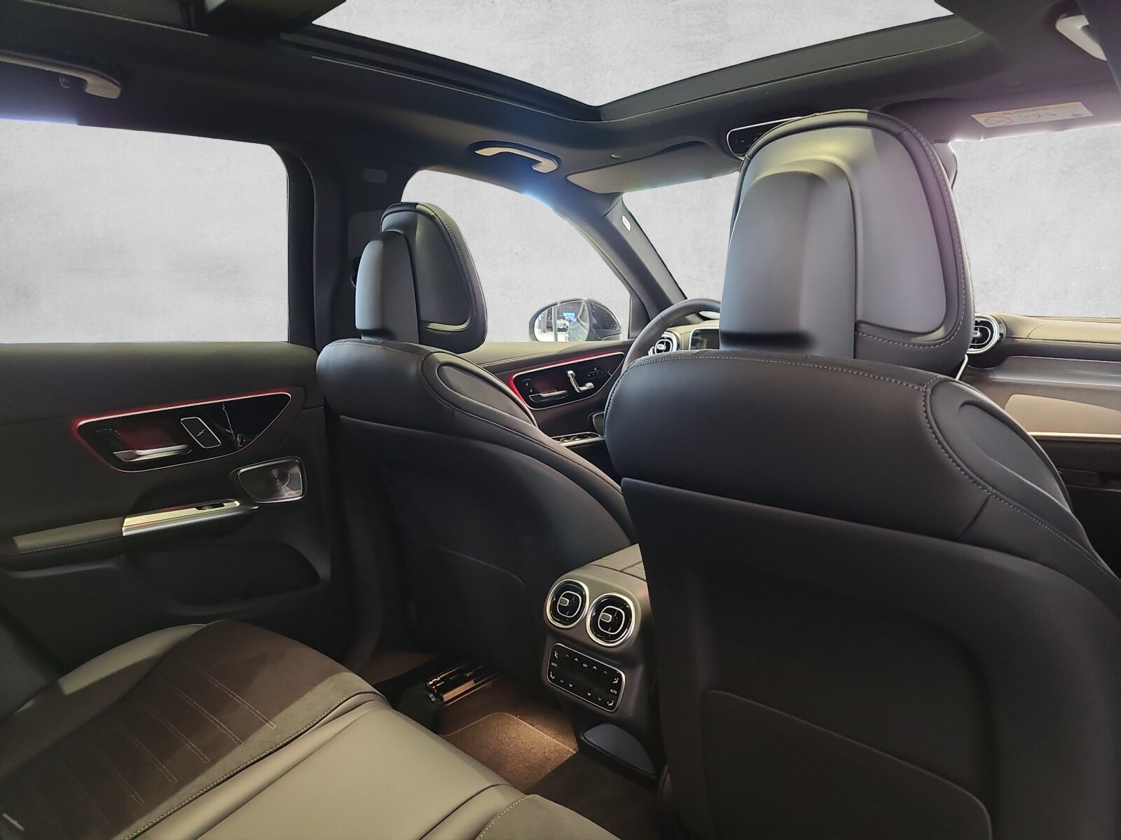 MERCEDES-BENZ GLC 220 d AMG Line 4M X254, Hybride Léger Diesel/Électricité, Voiture nouvelle, Automatique - 7