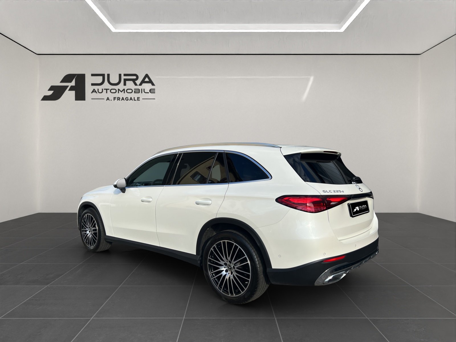 MERCEDES-BENZ GLC 220 d Avantgarde 4matic, Mild-Hybrid Diesel/Electric, Second hand / Used, Automatic - 4