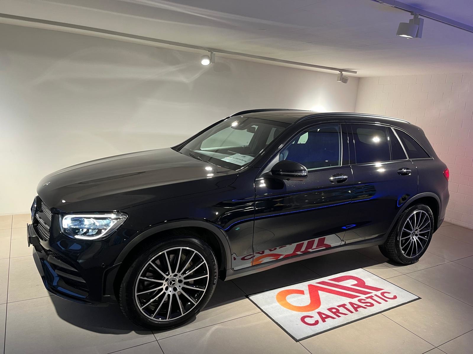 MERCEDES-BENZ GLC 220 d AMG Line 4Matic