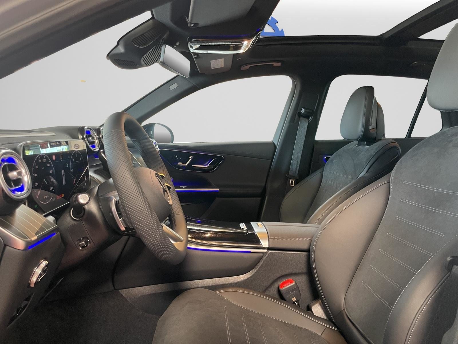 MERCEDES-BENZ GLC 220 d AMG Line 4matic, Mild-Hybrid Diesel/Electric, Second hand / Used, Automatic - 4