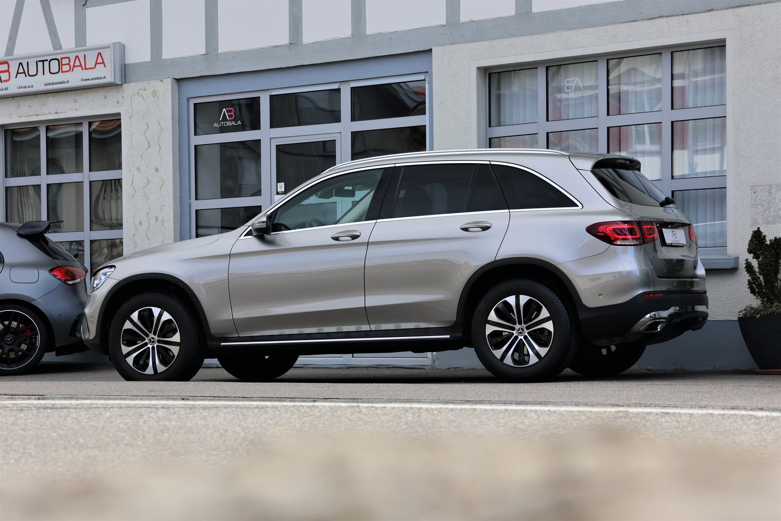 MERCEDES-BENZ GLC 220 d Off-Road 4Matic 9G-Tronic (CH) + 2.5, Diesel, Occasion / Gebraucht, Automatik - 4