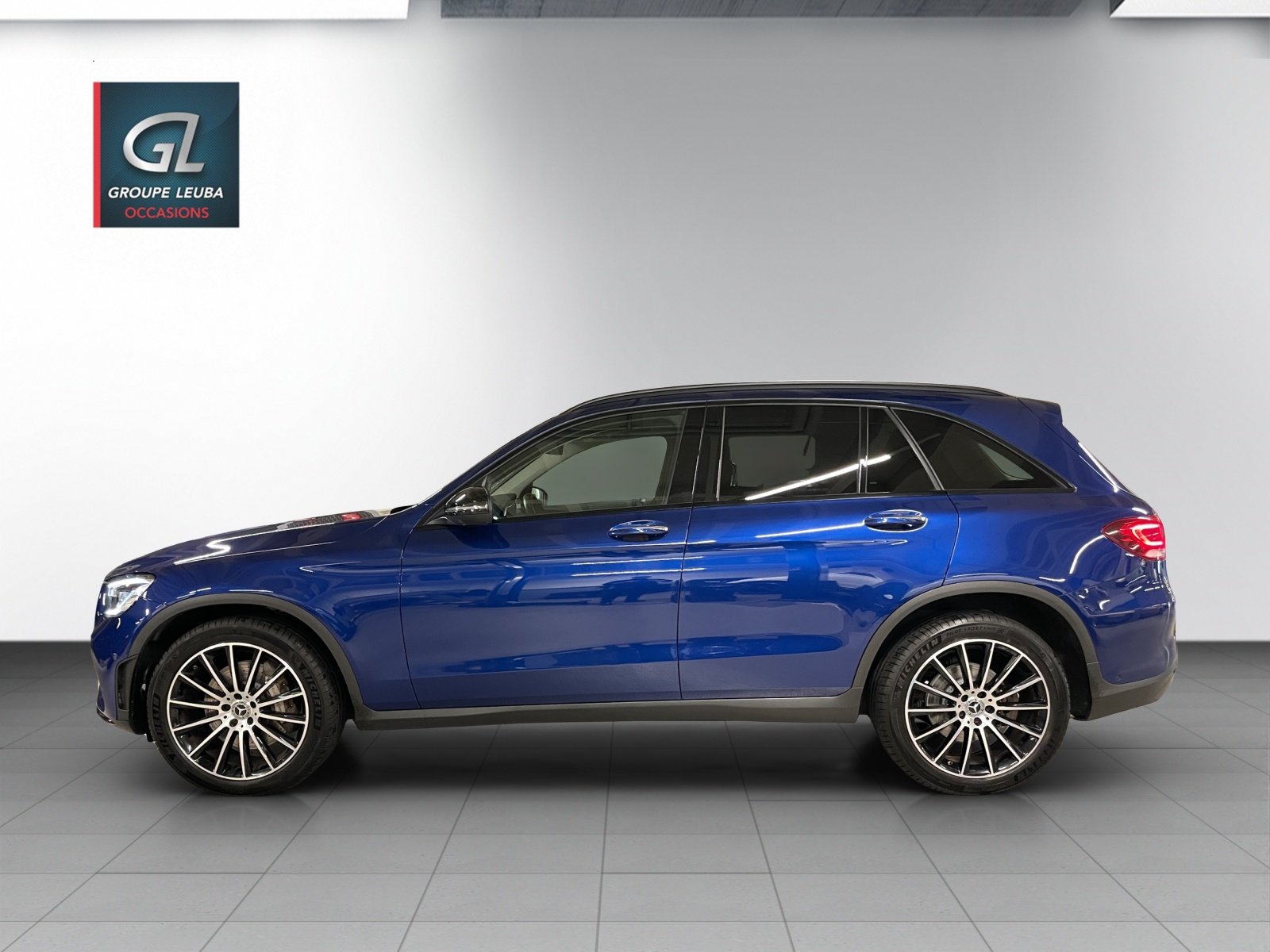 MERCEDES-BENZ GLC 220 d AMG Line 4Matic, Diesel, Second hand / Used, Automatic - 3