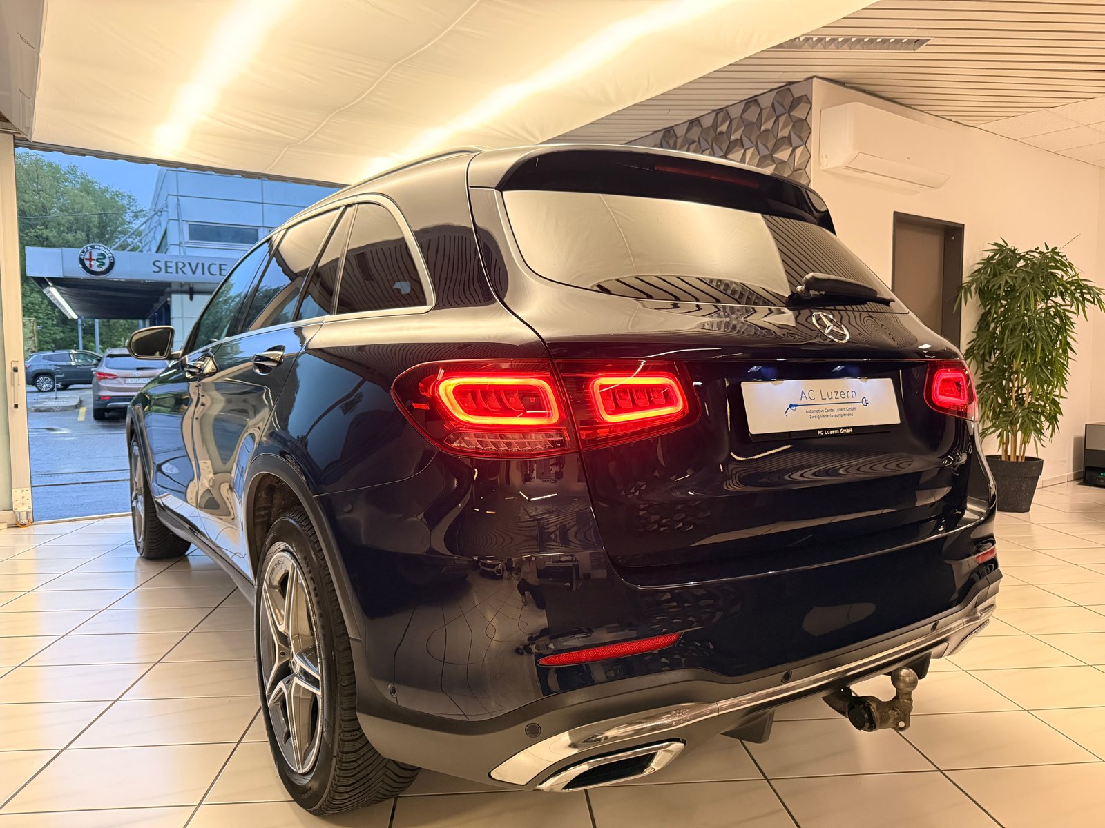 MERCEDES-BENZ GLC 220 d AMG Line 4Matic 9G-Tronic, Diesel, Occasion / Gebraucht, Automatik - 2