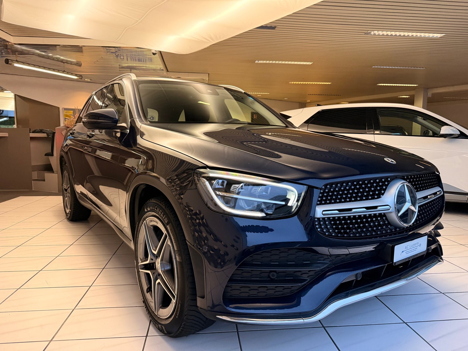 MERCEDES-BENZ GLC 220 d AMG Line 4Matic 9G-Tronic, Diesel, Occasion / Gebraucht, Automatik - 4