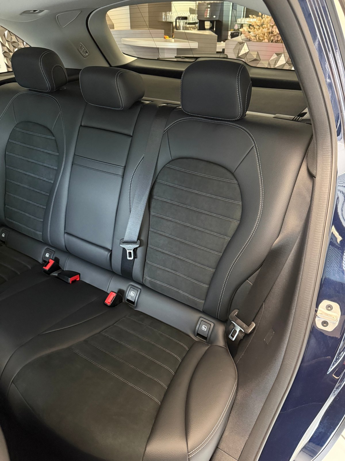 MERCEDES-BENZ GLC 220 d AMG Line 4Matic 9G-Tronic, Diesel, Occasion / Gebraucht, Automatik - 7