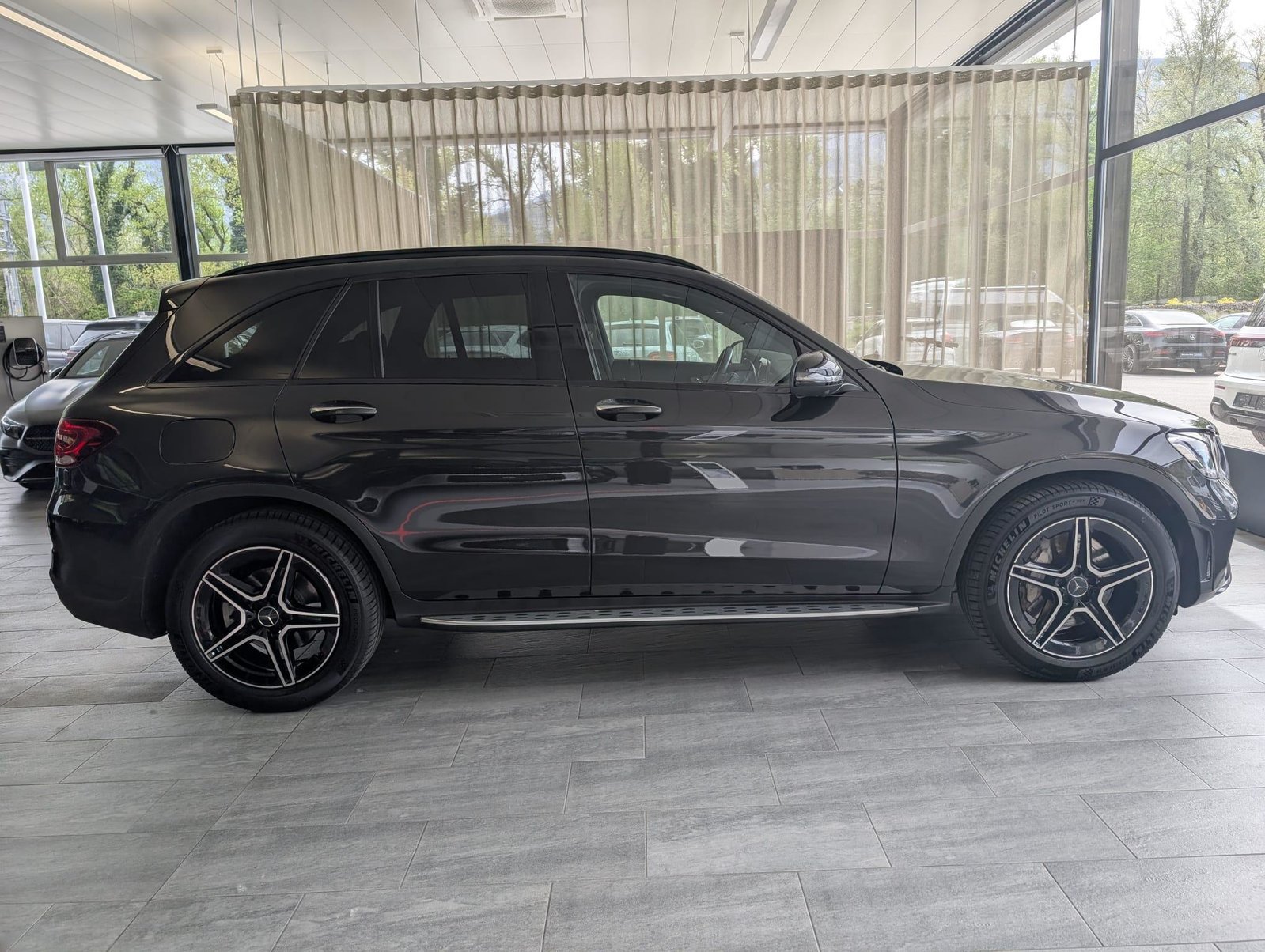 MERCEDES-BENZ GLC 200 AMG Line 4m, Mild-Hybrid Petrol/Electric, Second hand / Used, Automatic - 6