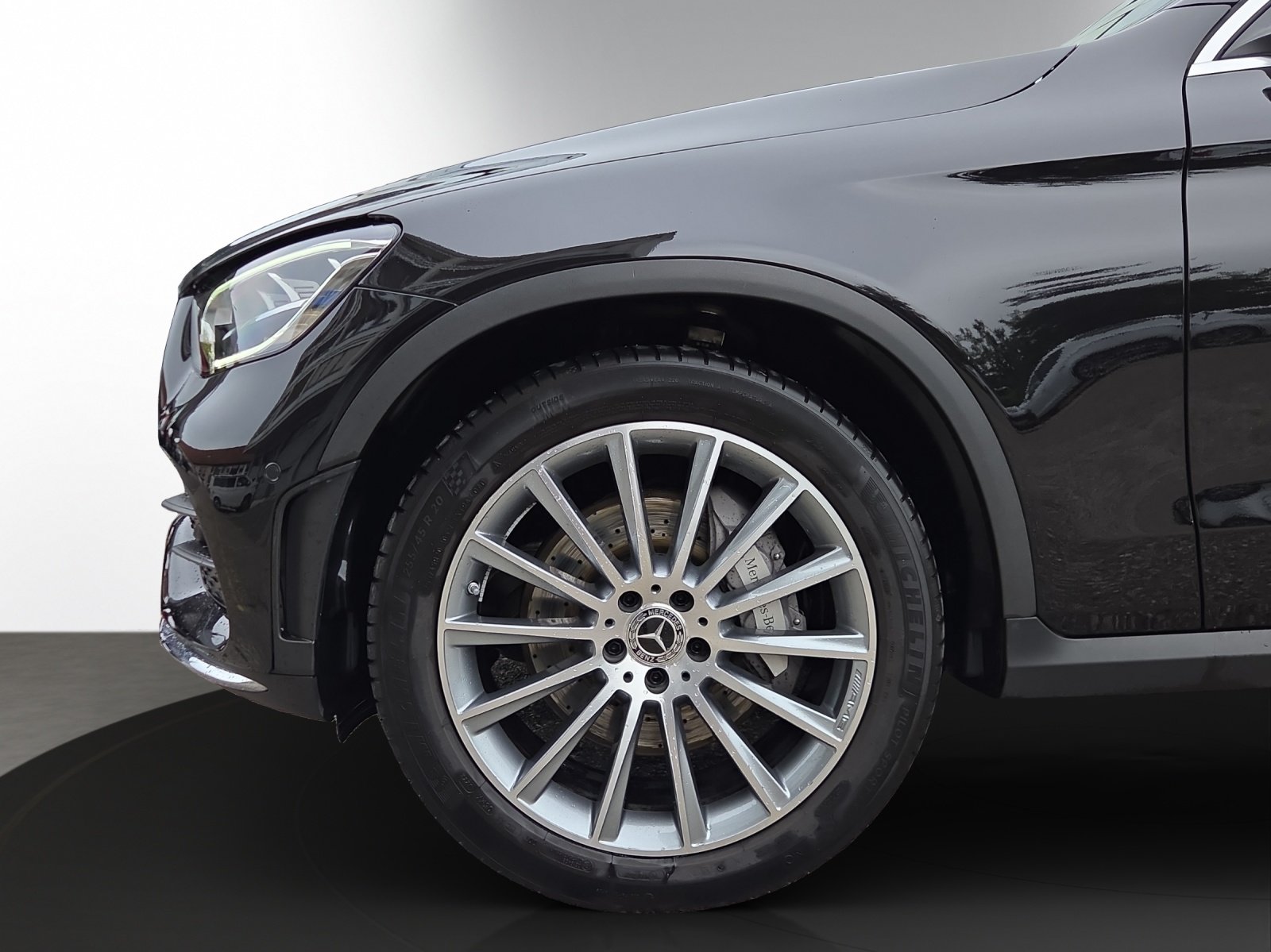MERCEDES-BENZ GLC 220 d AMG Line 4Matic 9G-Tronic, Diesel, Second hand / Used, Automatic - 4