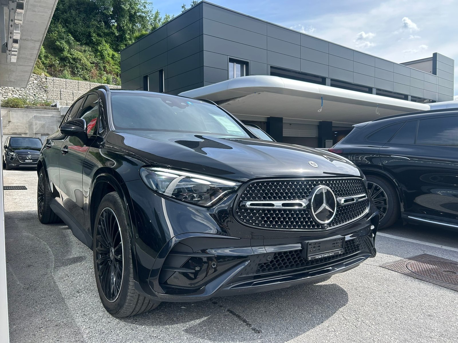 MERCEDES-BENZ GLC 220 d 4Matic AMG Line 9G-Tronic, Mild-Hybrid Diesel/Electric, Second hand / Used, Automatic - 3
