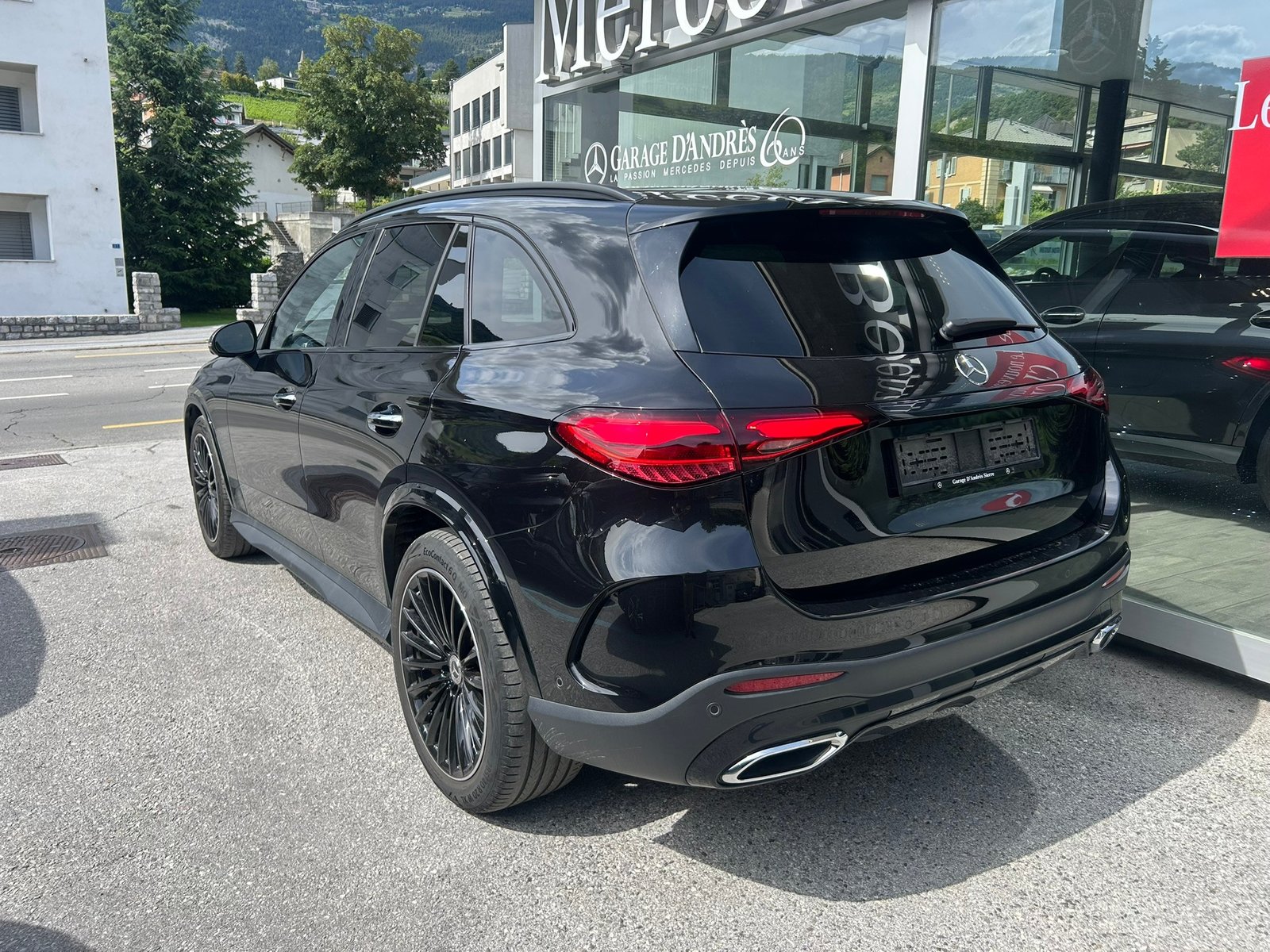 MERCEDES-BENZ GLC 220 d 4Matic AMG Line 9G-Tronic, Mild-Hybrid Diesel/Electric, Second hand / Used, Automatic - 5