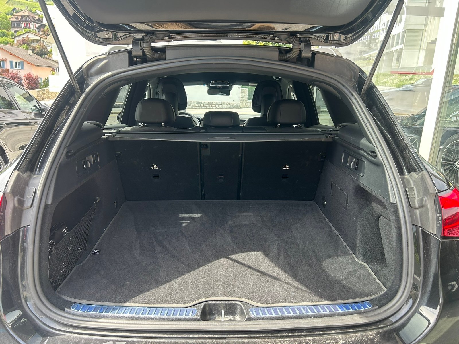 MERCEDES-BENZ GLC 220 d 4Matic AMG Line 9G-Tronic, Mild-Hybrid Diesel/Electric, Second hand / Used, Automatic - 7