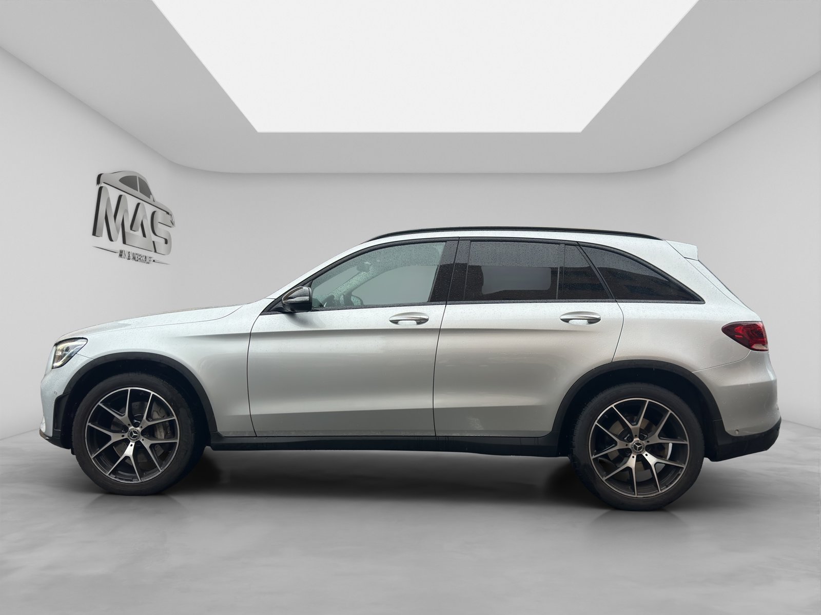 MERCEDES-BENZ GLC 220 d AMG Line 4Matic 9G-Tronic, Diesel, Second hand / Used, Automatic - 3