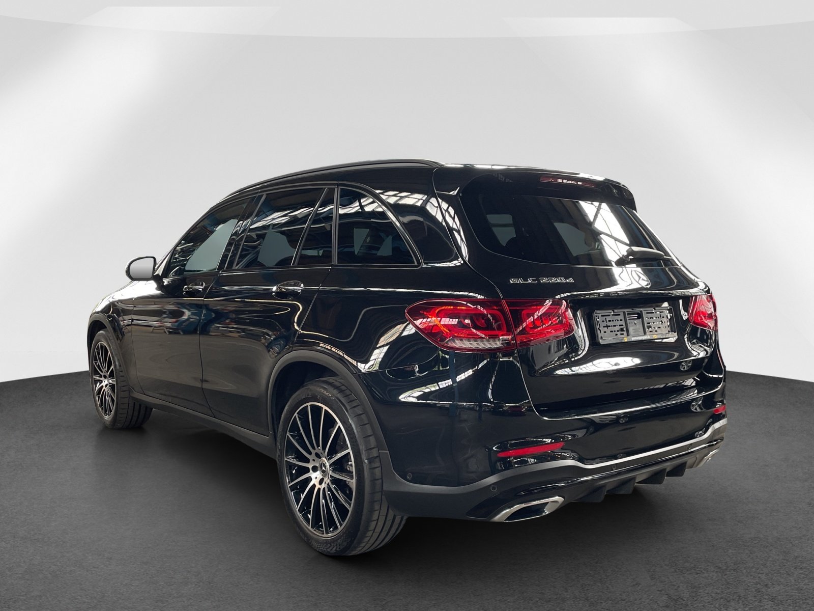 MERCEDES-BENZ GLC 220 d AMG Line 4m, Diesel, Second hand / Used, Automatic - 4