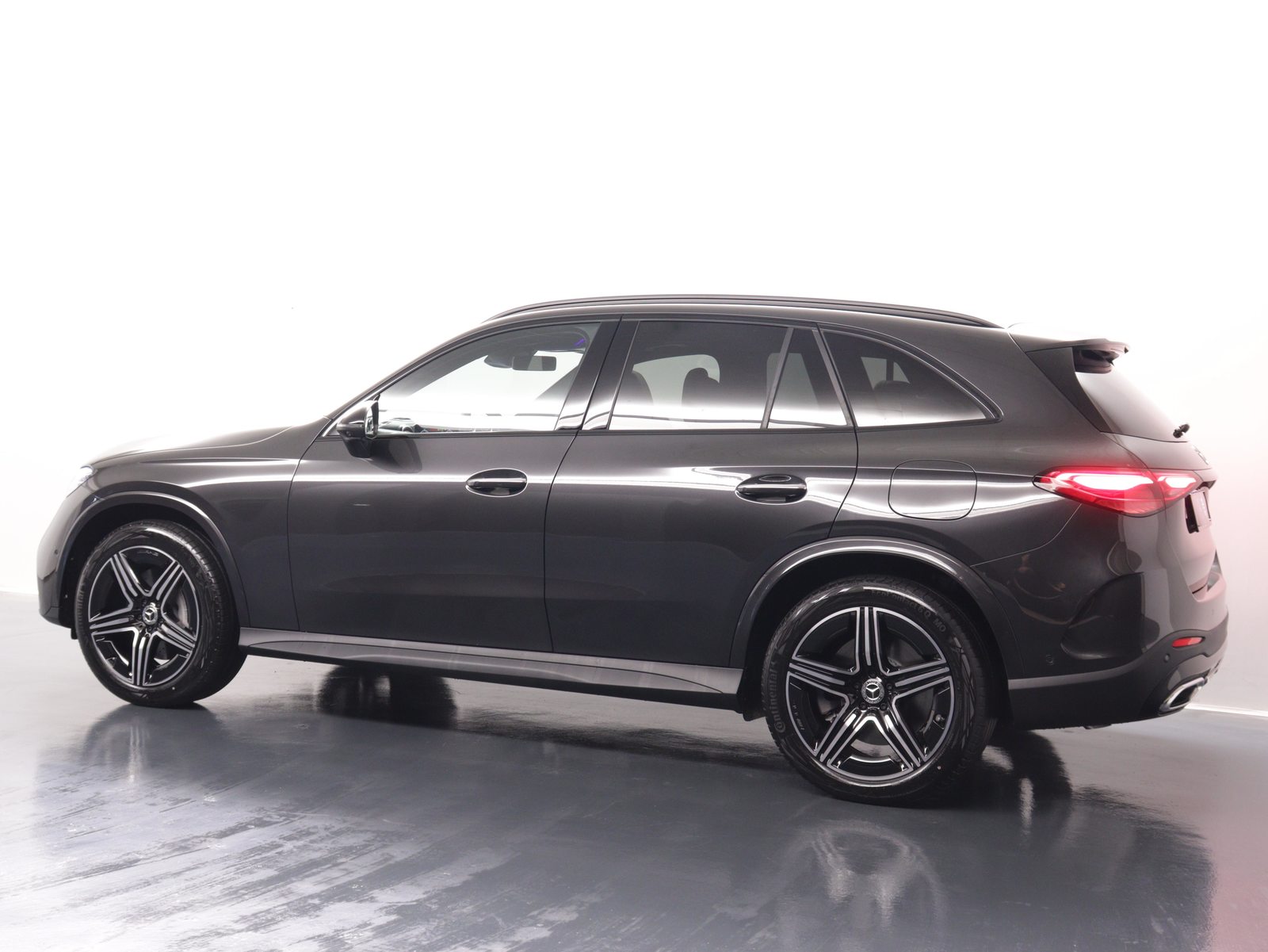 MERCEDES-BENZ GLC 220 d AMG Line 4matic, Mild-Hybrid Diesel/Elektro, Occasion / Gebraucht, Automatik - 4