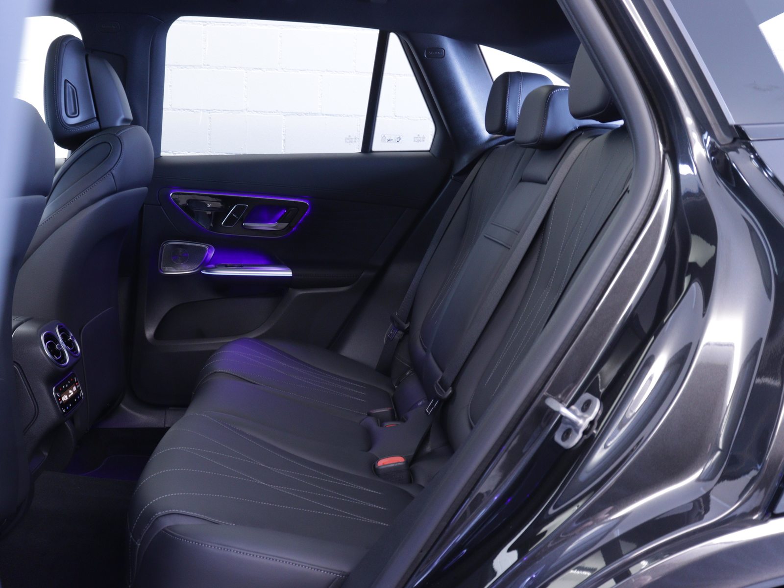 MERCEDES-BENZ GLC 220 d AMG Line 4matic, Mild-Hybrid Diesel/Elektro, Occasion / Gebraucht, Automatik - 7