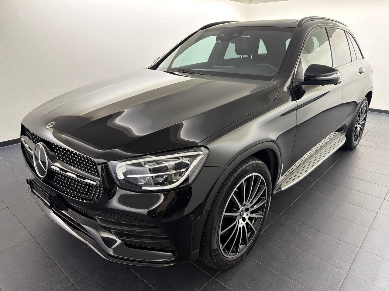 MERCEDES-BENZ GLC 220 d AMG Line 4Matic