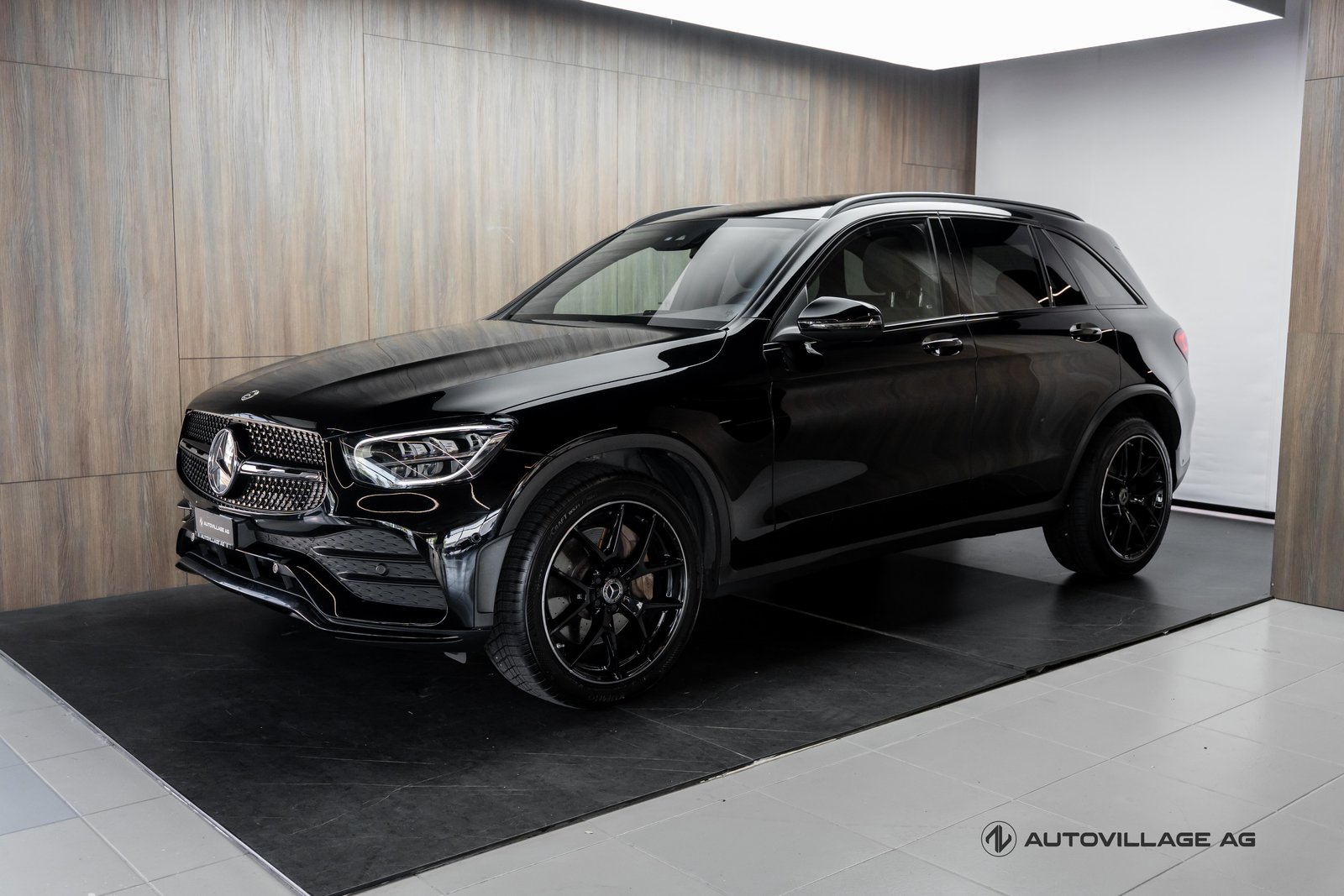 MERCEDES-BENZ GLC 220 d AMG Line 4Matic 9G-Tronic