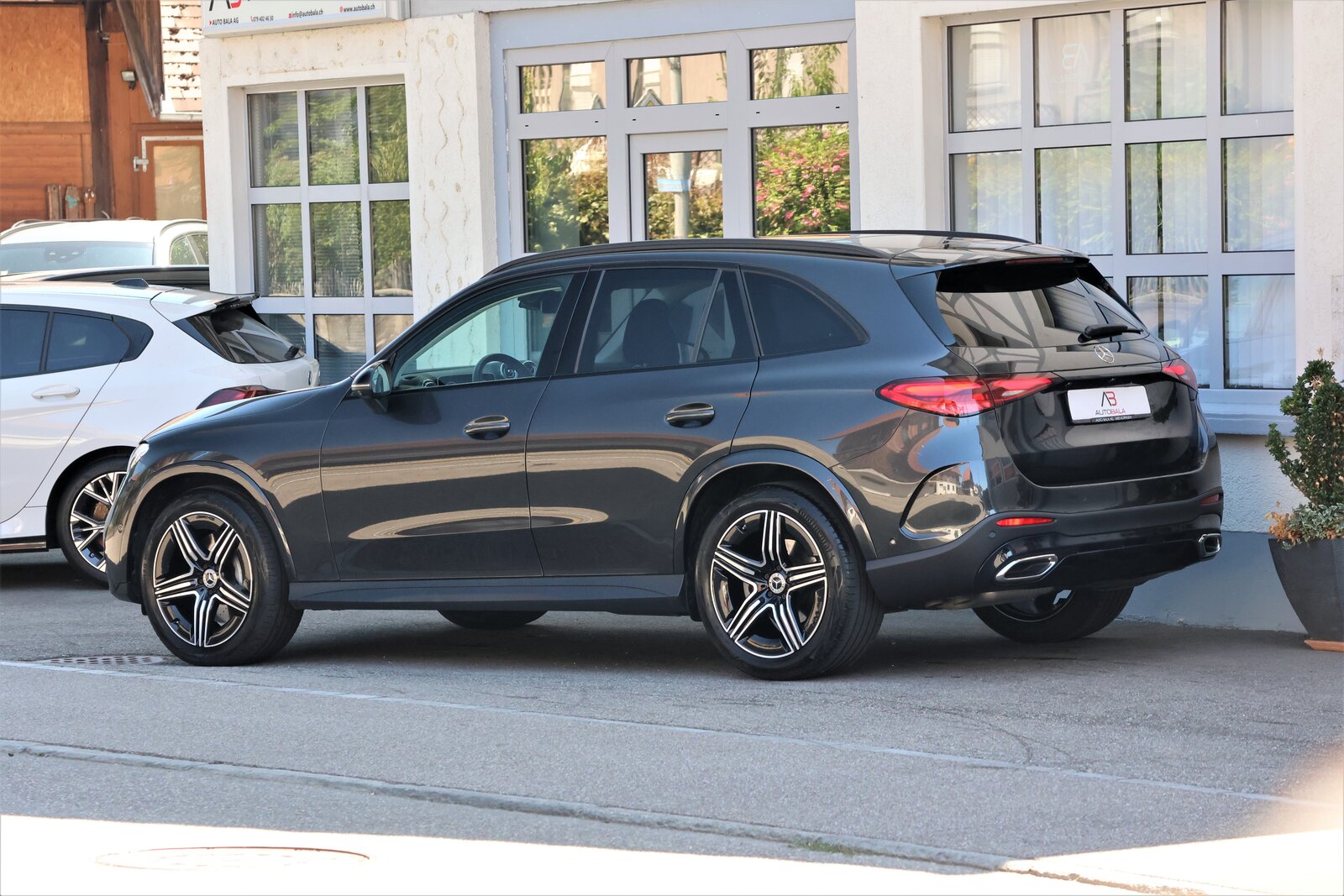 MERCEDES-BENZ GLC 220 d 4Matic 9G-Tronic, Mild-Hybrid Diesel/Electric, Second hand / Used, Automatic - 5