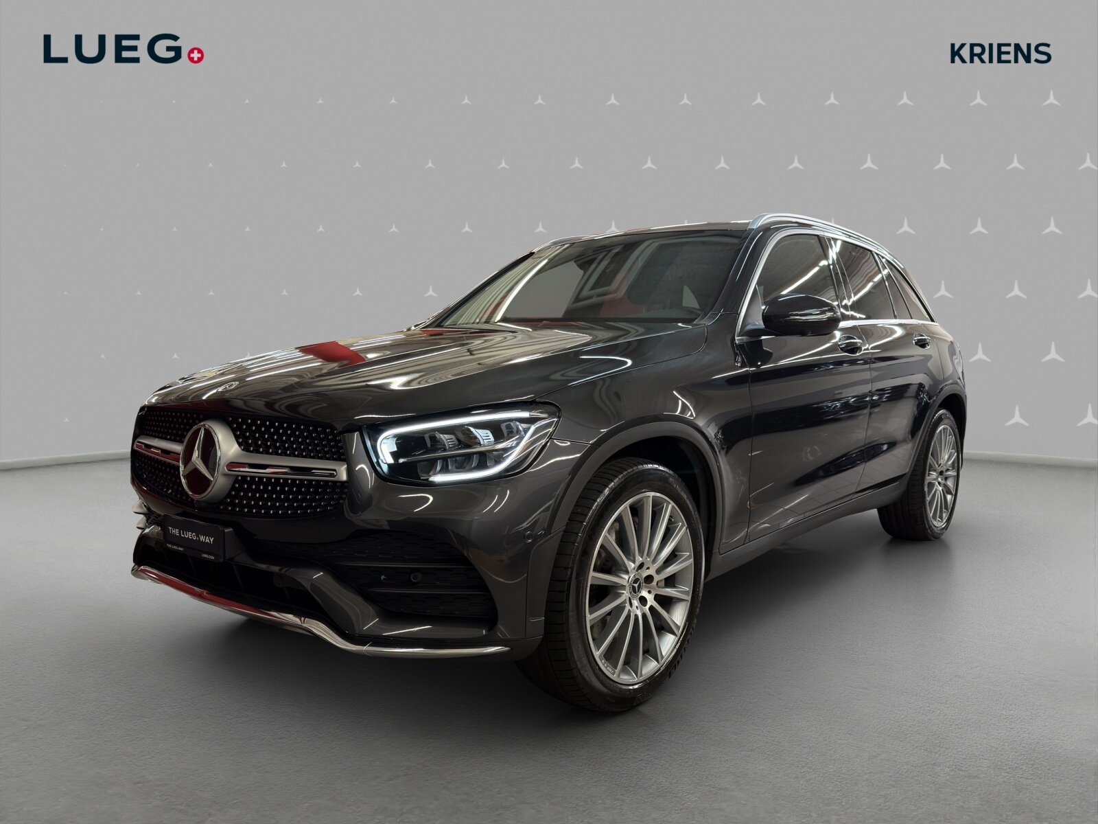 MERCEDES-BENZ GLC 220 d 4M - AMG / DISTRONIC / 360 Grad Kame
