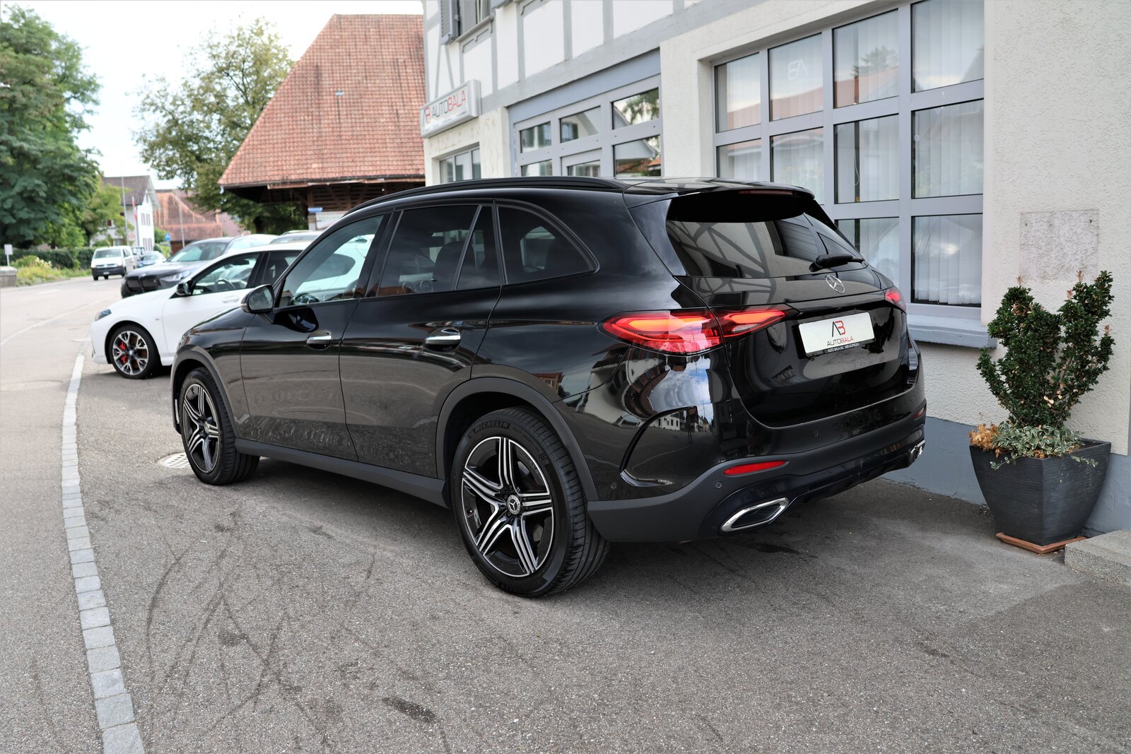 MERCEDES-BENZ GLC 220 d 4Matic 9G-Tronic AMG-Line, Mild-Hybrid Diesel/Electric, Second hand / Used, Automatic - 6