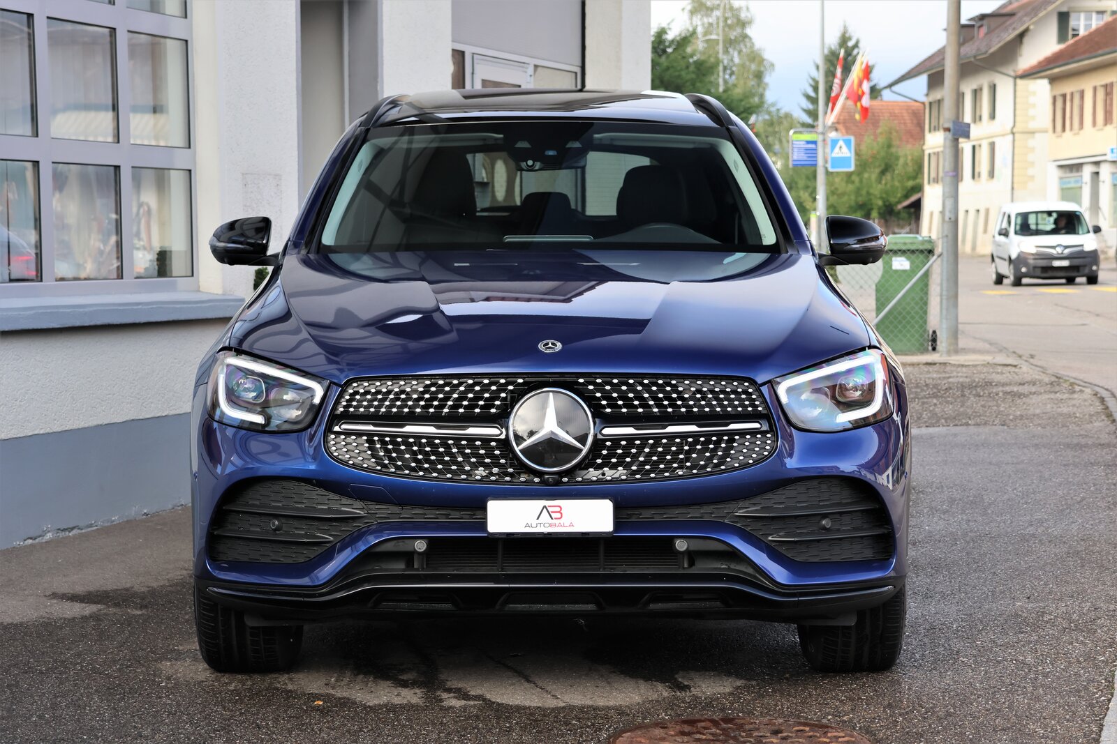 MERCEDES-BENZ GLC 220 d AMG Line 4Matic 9G-Tronic, Diesel, Occasion / Gebraucht, Automatik - 2