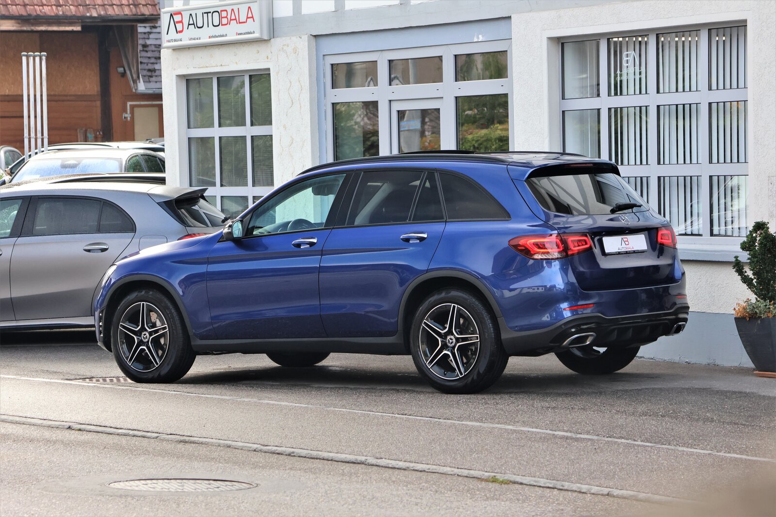 MERCEDES-BENZ GLC 220 d AMG Line 4Matic 9G-Tronic, Diesel, Occasion / Gebraucht, Automatik - 5