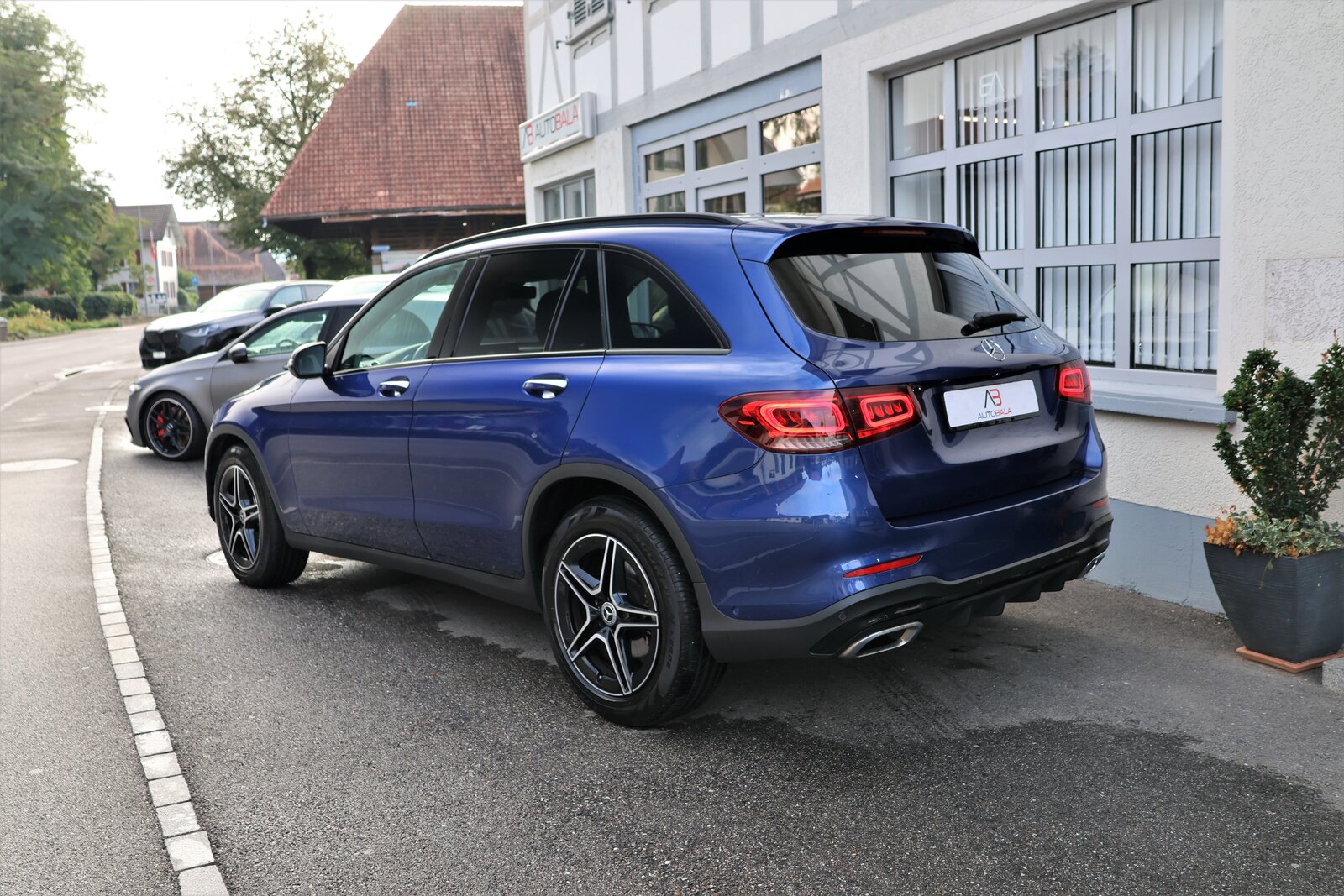 MERCEDES-BENZ GLC 220 d AMG Line 4Matic 9G-Tronic, Diesel, Occasion / Gebraucht, Automatik - 7