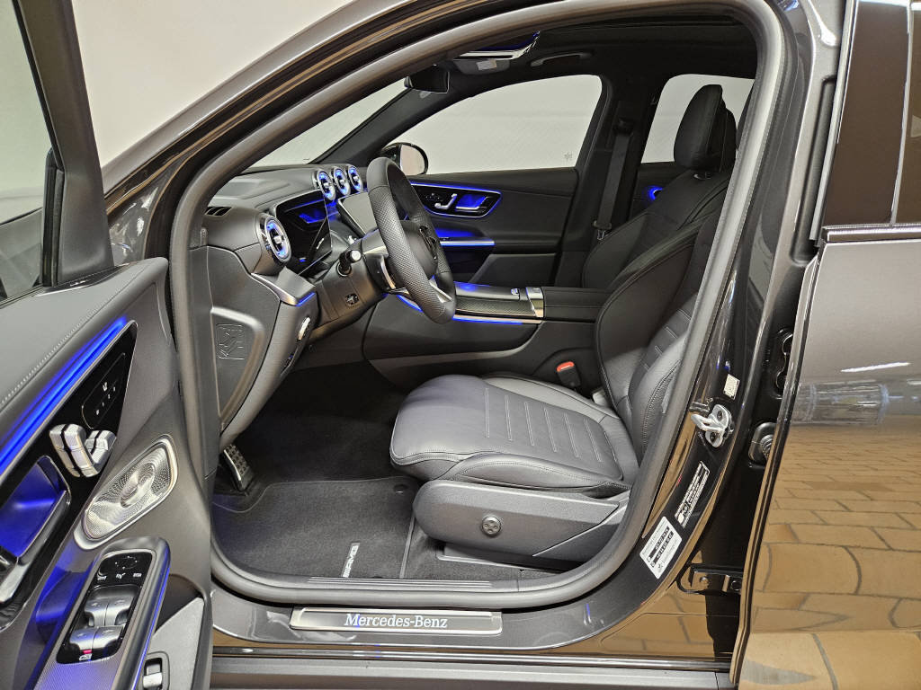 MERCEDES-BENZ GLC 220 d 4Matic AMG Line Coupé, Hybride Léger Diesel/Électricité, Voiture de démonstration, Automatique - 5