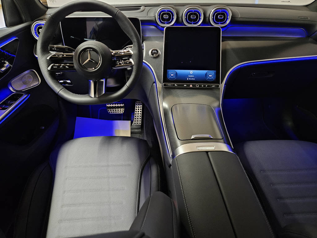 MERCEDES-BENZ GLC 220 d 4Matic AMG Line Coupé, Hybride Léger Diesel/Électricité, Voiture de démonstration, Automatique - 6