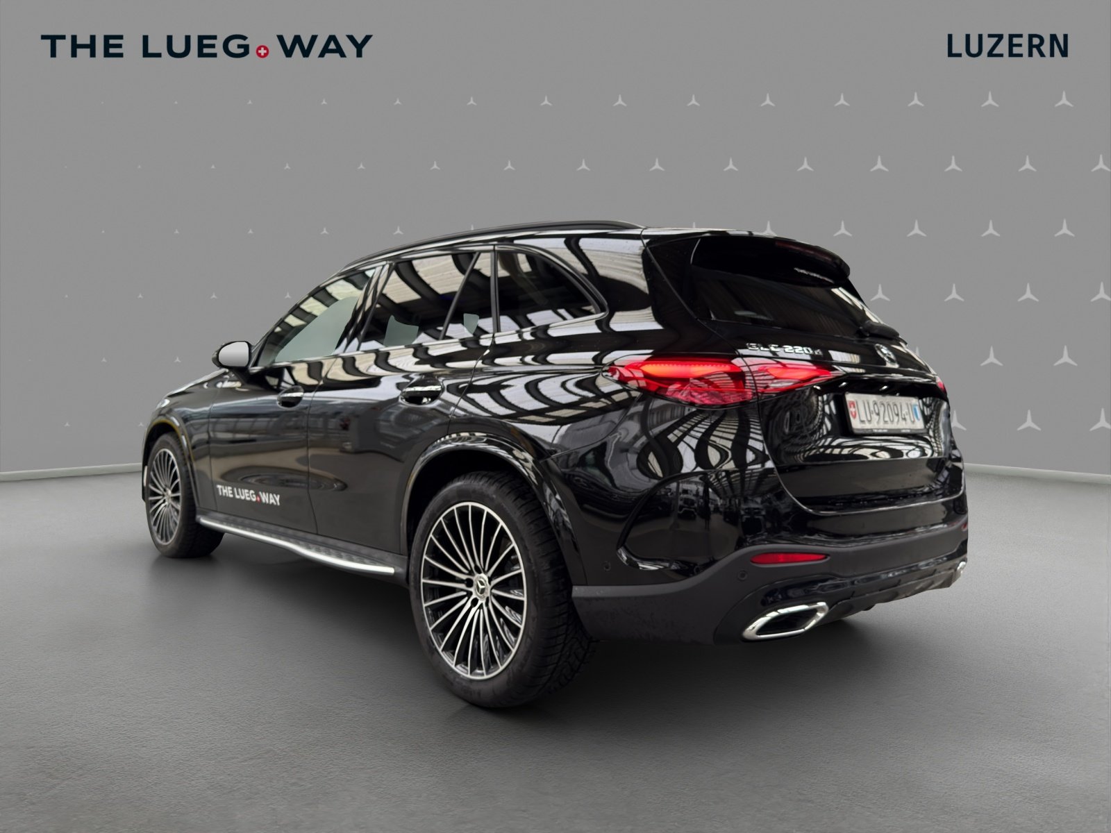 MERCEDES-BENZ GLC 220 d 4Matic 9G-Tronic, Mild-Hybrid Diesel/Electric, Ex-demonstrator, Automatic - 3