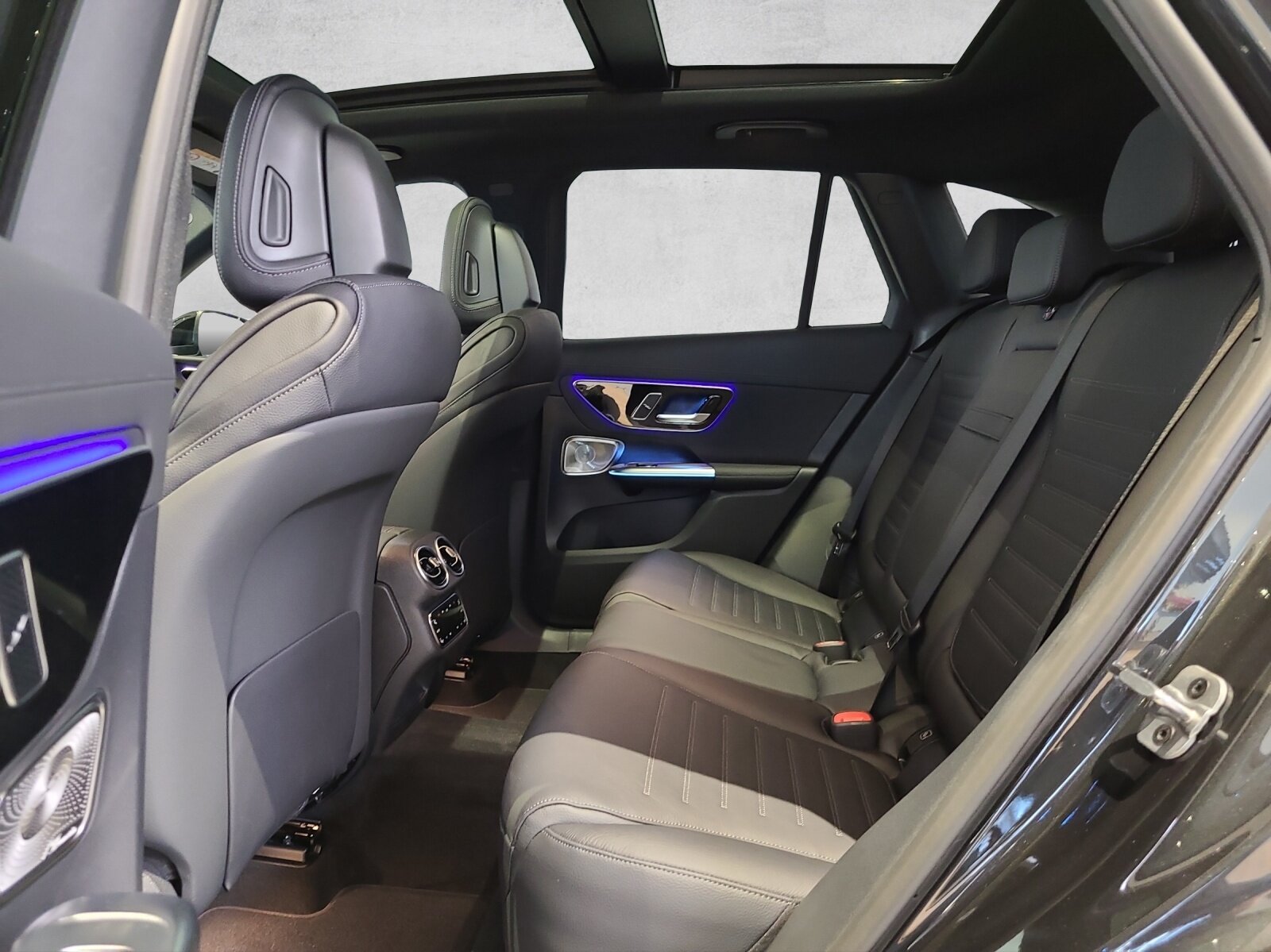 MERCEDES-BENZ GLC 220 d 4M AMG X254, Hybride Léger Diesel/Électricité, Voiture de démonstration, Automatique - 3