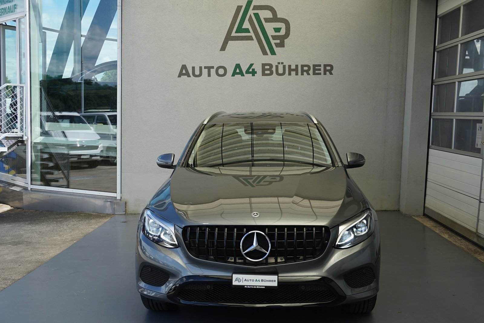 MERCEDES-BENZ GLC 250 AMG Line 4Matic 211PS Benziner